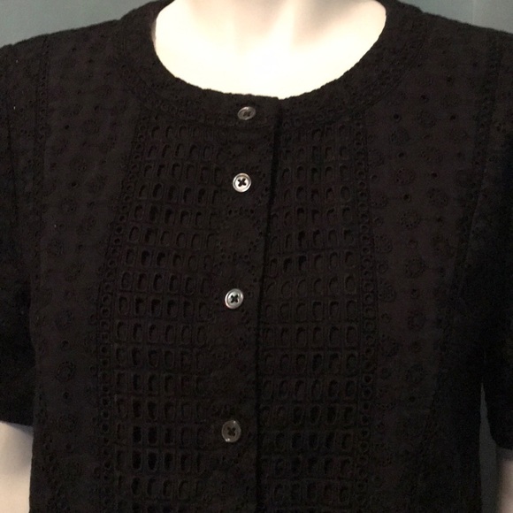 J. Crew black eyelet short sleeve tuxedo front top - Picture 4 of 8